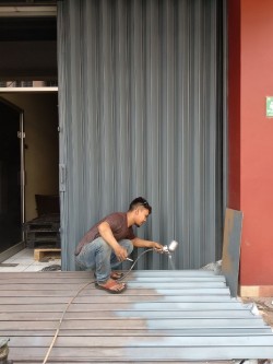 Service dan pengecatan ang folding Gate